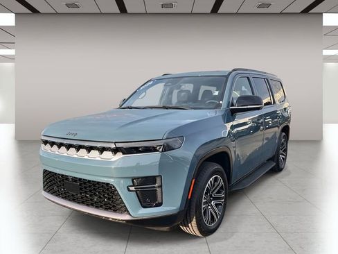 New 2026 Jeep Grand Wagoneer 4WD w/ Premium Group I image 8