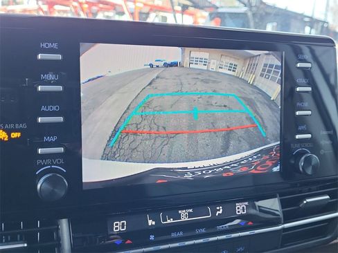 Used 2023 Toyota Sienna LE image 26