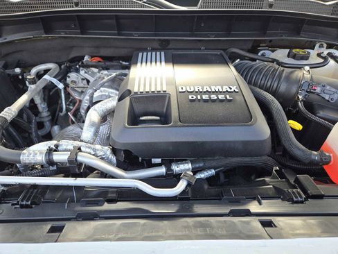 Certified 2024 GMC Sierra 1500 AT4 w/ Technology Package image 30