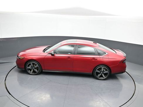 Certified 2024 Honda Accord Sport image 40