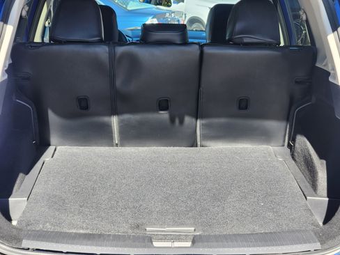 Used 2021 Nissan Rogue SV image 21