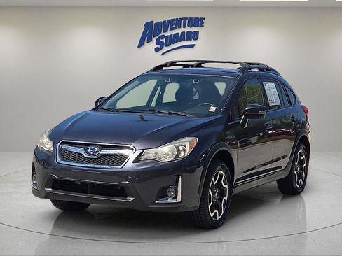 Used 2017 Subaru Crosstrek 2.0i Limited AWD/4WD image 2