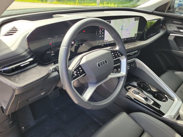Certified 2025 Audi Q5 Premium Plus w/ Premium Plus AWD/4WD image 17