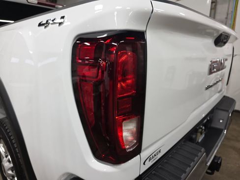 New 2026 GMC Sierra 2500 Pro w/ Convenience Package image 32