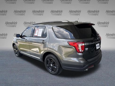 Used 2019 Ford Explorer XLT w/ Equipment Group 202A FWD image 7
