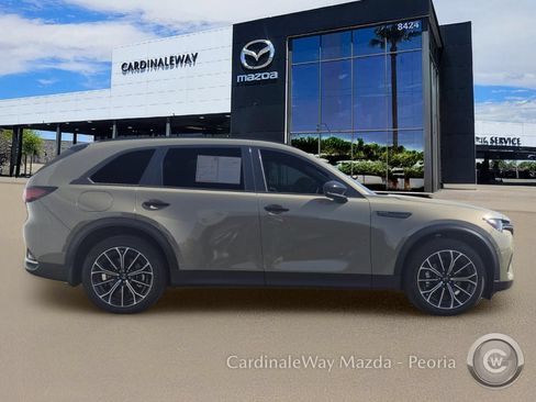 Certified 2025 MAZDA CX-70 Plug-In Hybrid w/ Premium Plus AWD/4WD image 9