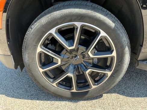 Certified 2025 Chevrolet Tahoe RST w/ Comfort Package AWD/4WD image 21