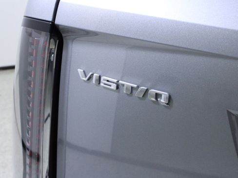 Used 2026 Cadillac Vistiq Sport image 9