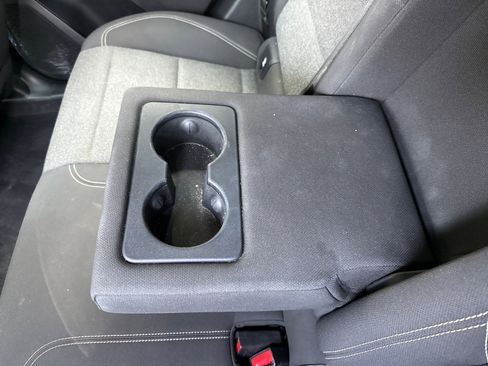 Used 2025 GMC Terrain Elevation image 17