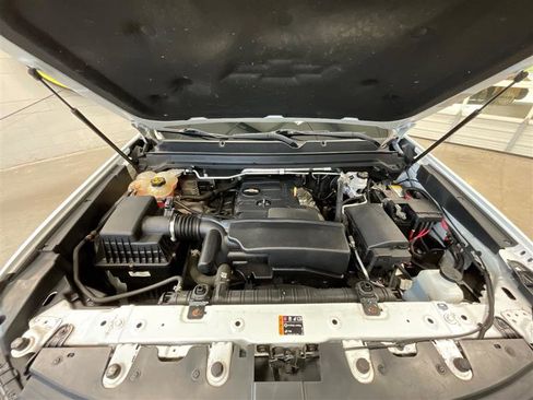 Used 2020 Chevrolet Colorado LT w/ Safety Package image 19