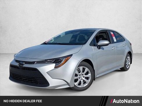 Used 2026 Toyota Corolla LE FWD image 1