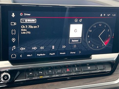 New 2026 GMC Sierra 1500 SLT image 10