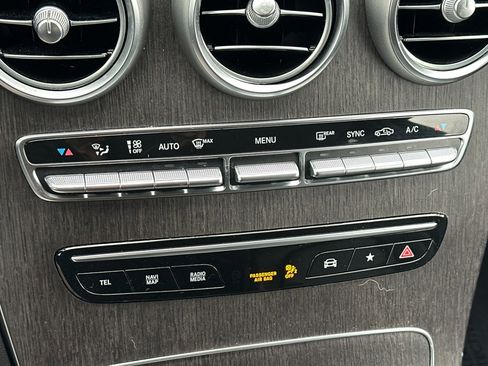 Certified 2021 Mercedes-Benz GLC 300 4MATIC image 20