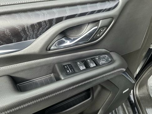 Used 2021 GMC Yukon Denali w/ Denali Premium Package image 20