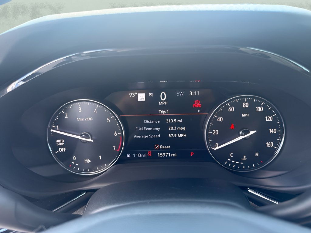 Used 2022 Buick Envision Avenir w/ Technology Package II FWD image 21