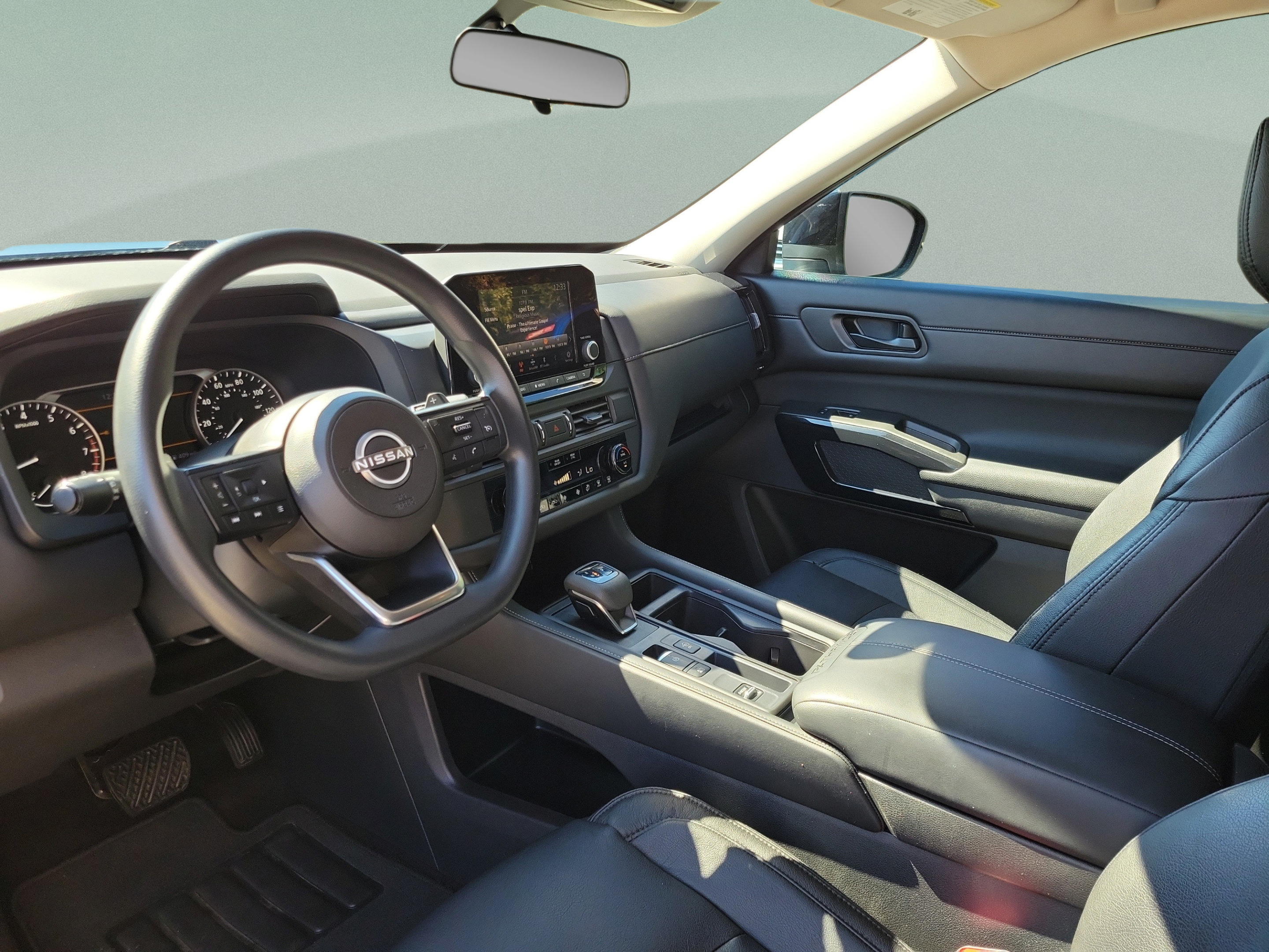 Certified 2024 Nissan Pathfinder S w/ Cargo Package FWD image 13