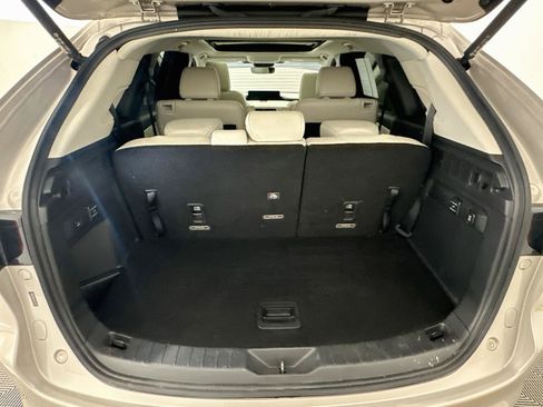 Used 2024 MAZDA CX-90 Plug-In Hybrid w/ Premium Plus AWD/4WD image 32