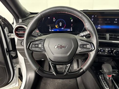 Used 2026 Chevrolet Trax RS w/ Driver Confidence Package FWD image 17