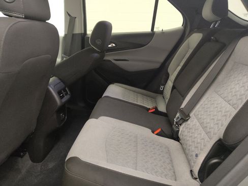 Used 2023 Chevrolet Equinox LT FWD image 18