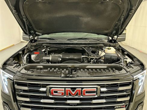 Used 2024 GMC Sierra 2500 AT4 w/ Snow Plow Prep/Camper Package image 23