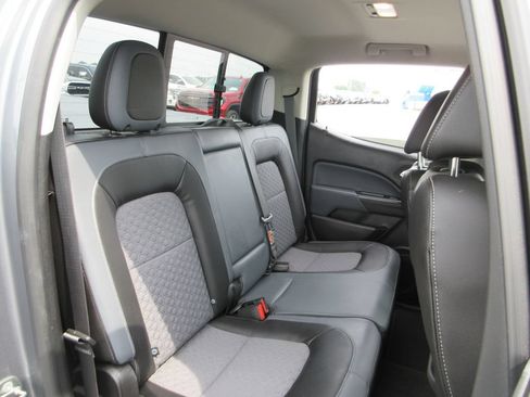 Used 2018 Chevrolet Colorado Z71 AWD/4WD image 24