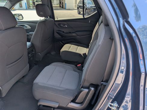 Used 2022 Chevrolet Traverse LT AWD/4WD image 15