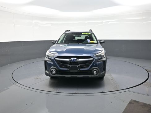 Used 2025 Subaru Outback Premium image 8