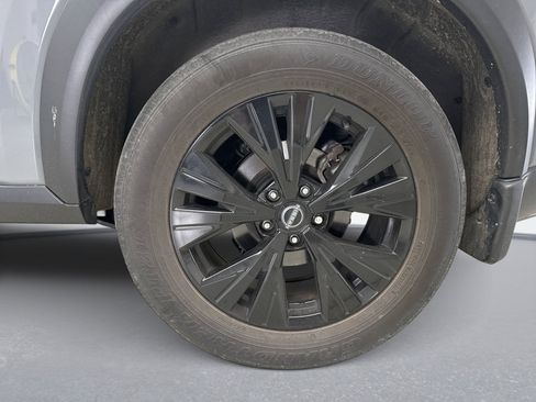 Used 2023 Nissan Rogue SV w/ SV Premium B Package AWD/4WD image 11