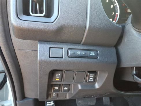 New 2026 Nissan Frontier S image 19