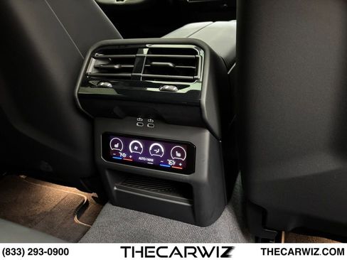 Used 2026 BMW M5 AWD/4WD image 99