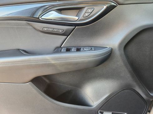 Used 2024 Buick Envision Preferred image 24