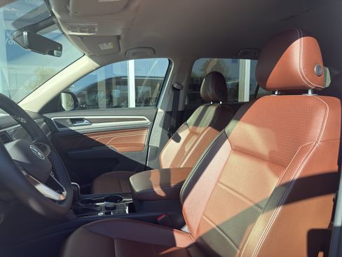 Used 2022 Volkswagen Atlas SE image 8