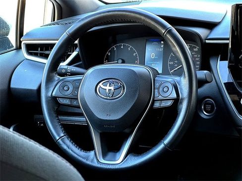 Used 2024 Toyota Corolla SE image 28