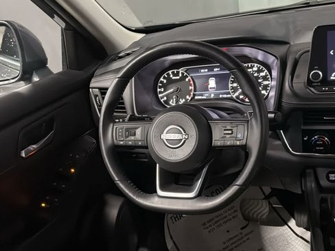 Used 2024 Nissan Rogue SV w/ SV Premium Package AWD/4WD image 22