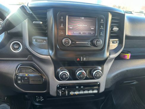 Used 2020 RAM 3500 Tradesman image 16