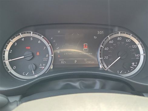 Used 2023 Toyota Highlander XSE image 7