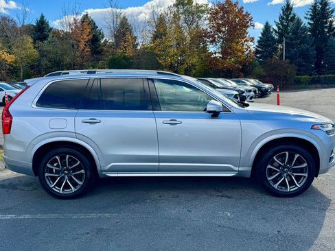 Used 2018 Volvo XC90 T5 Momentum w/ Momentum Plus Package image 6