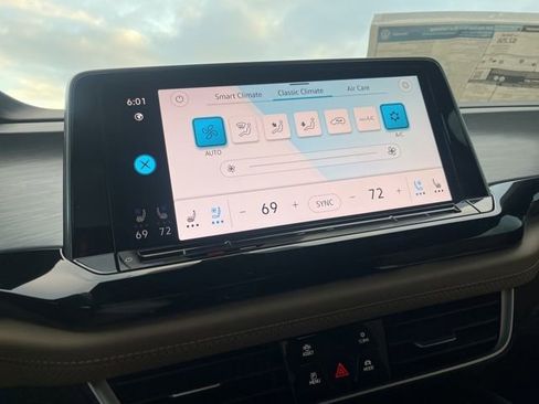 New 2026 Volkswagen Atlas Cross Sport SE image 21