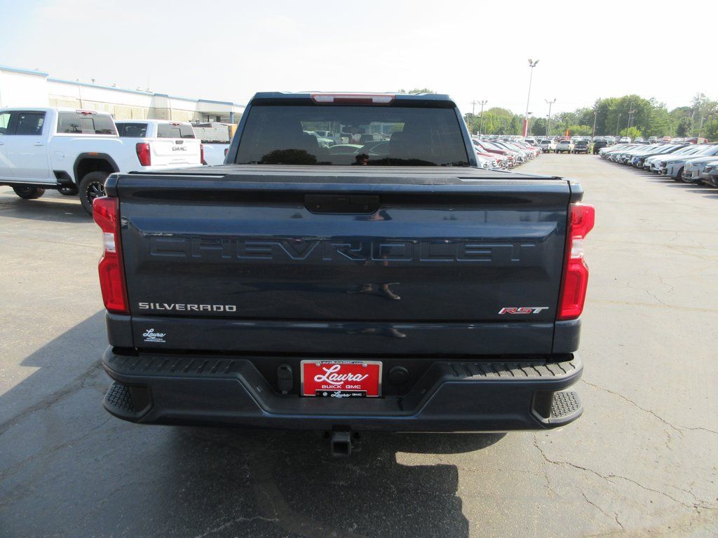 Used 2021 Chevrolet Silverado 1500 RST w/ Bed Protection Package AWD/4WD image 7