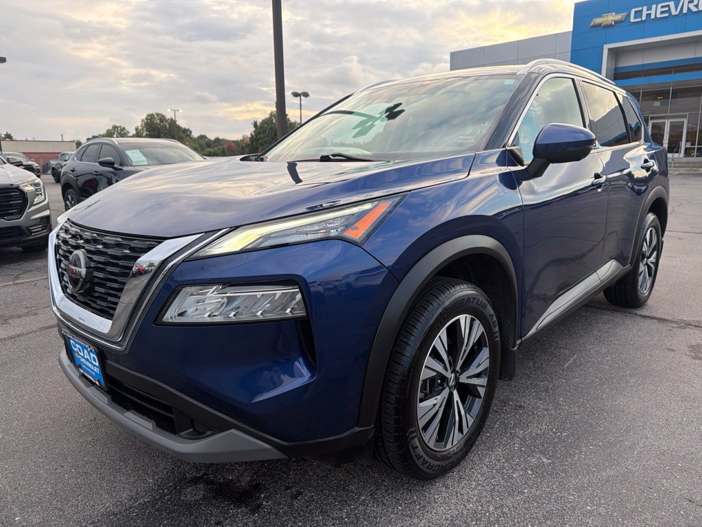 Used 2021 Nissan Rogue SV w/ Premium Package AWD/4WD image 7