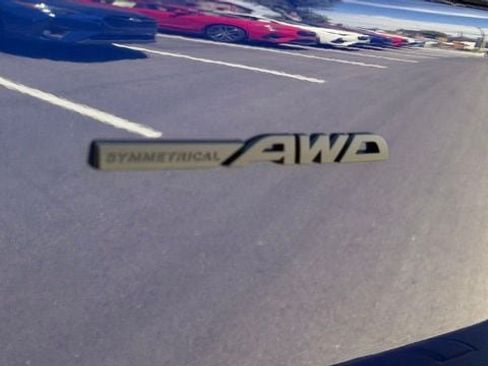 Used 2026 Subaru Outback Limited AWD/4WD image 9
