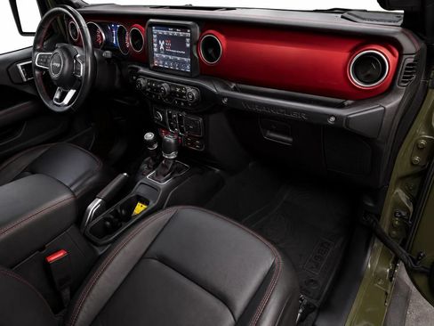 Used 2021 Jeep Wrangler Unlimited Rubicon AWD/4WD image 17