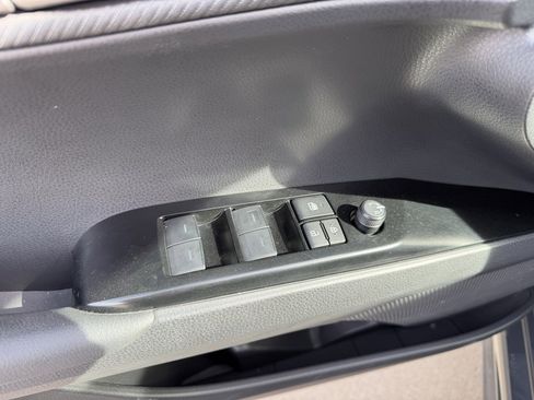 Certified 2025 Toyota Camry SE image 10