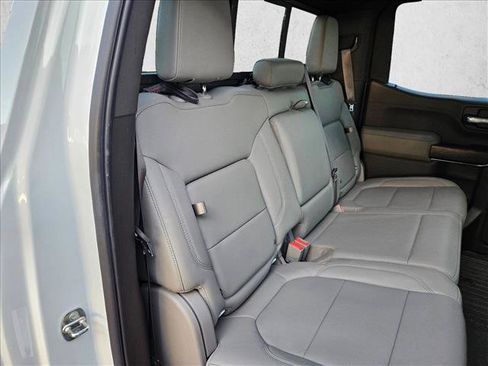 Used 2020 GMC Sierra 1500 SLT RWD image 14