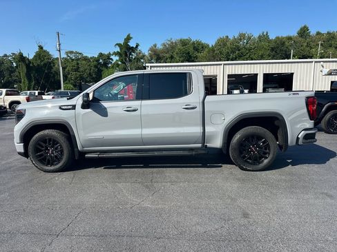 Used 2024 GMC Sierra 1500 Elevation w/ Elevation Premium Package AWD/4WD image 9