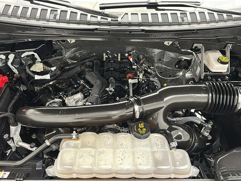 Used 2025 Ford Expedition Max Active AWD/4WD image 22