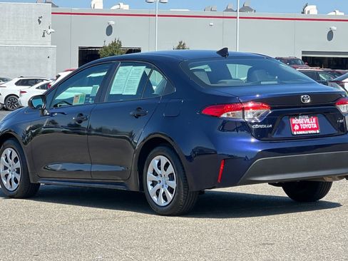 Used 2026 Toyota Corolla LE FWD image 7