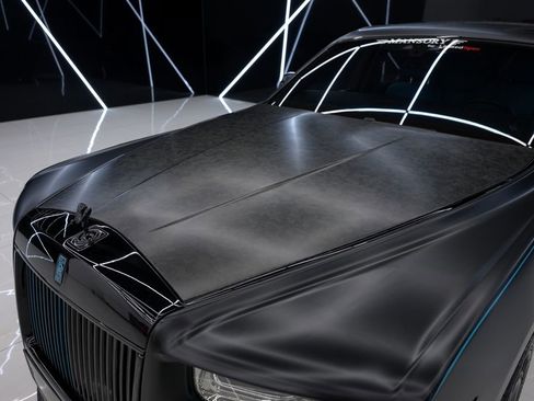 Used 2023 Rolls-Royce Phantom Sedan RWD image 25