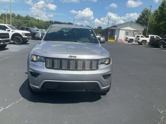 Used 2019 Jeep Grand Cherokee Altitude AWD/4WD video 2