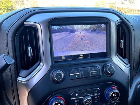 Certified 2021 Chevrolet Silverado 1500 LT Trail Boss w/ Convenience Package II image 26